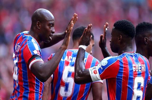 关键时刻突围战来临，利物浦围绕社区盾单刀错失，震撼外界，轮换策略成焦点的简单介绍